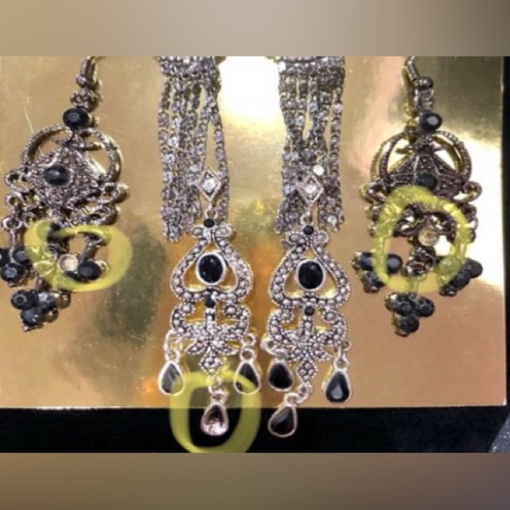 3pc bundle dangling rhinestone earrings 3 different styles silver/black - Picture 6 of 6